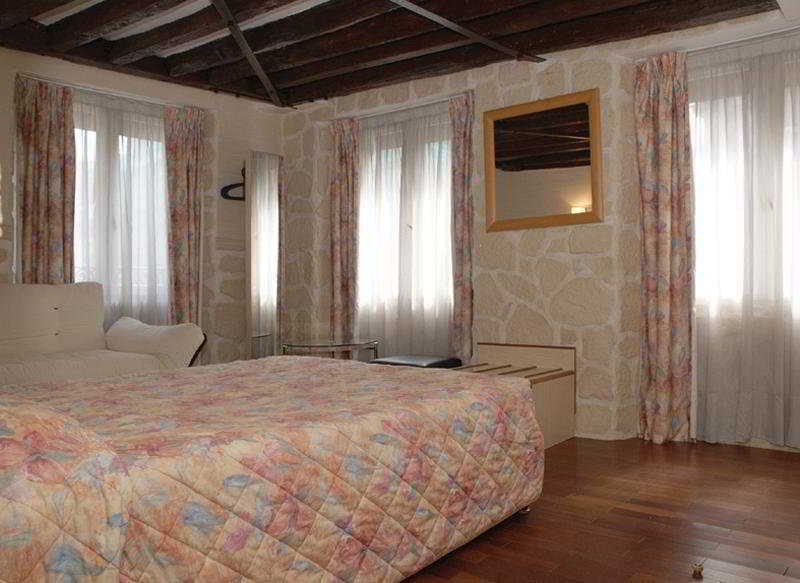 Hotel Hauteville Opera Párizs Szoba fotó