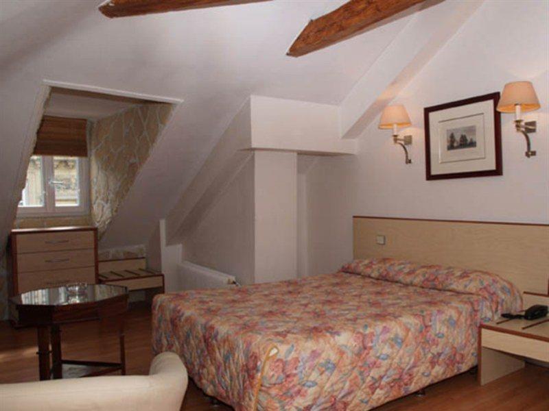 Hotel Hauteville Opera Párizs Szoba fotó